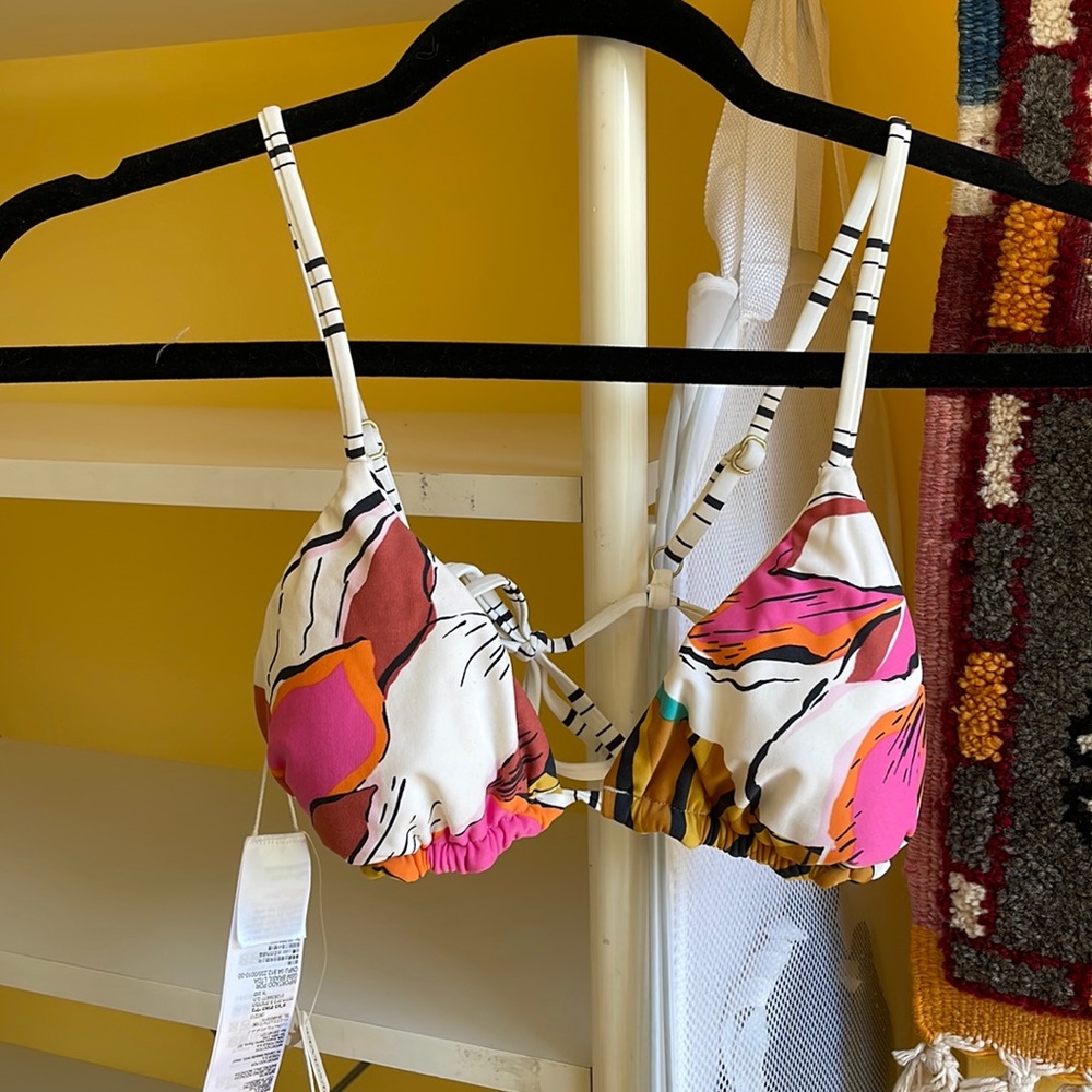 Billabong reversible bikini too